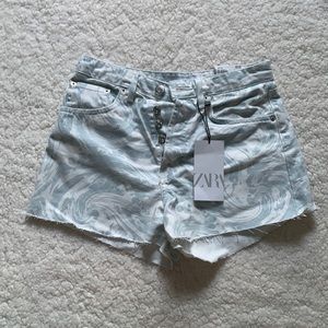 Zara marbled jean shorts NWT